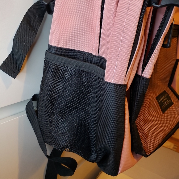 Backpack - Picture 2 of 5